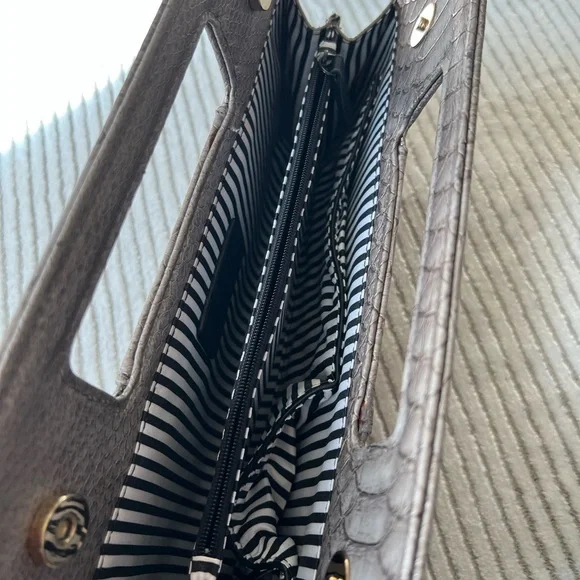 Charming Charlie strapless handbag - Picture 2 of 7